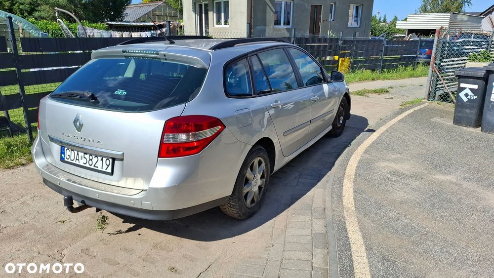 Renault Laguna - 3