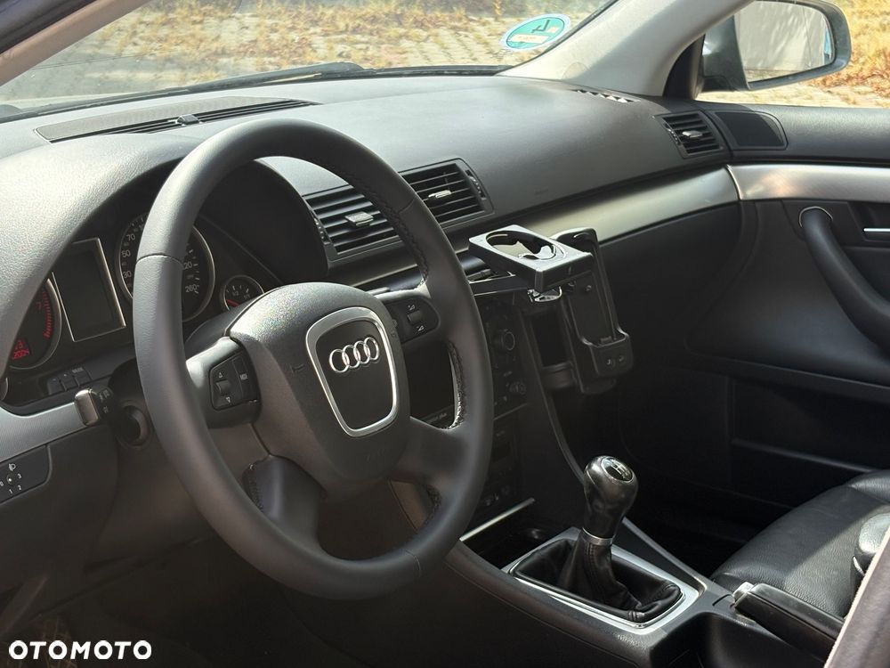 Audi A4 Avant 1.8 T - 13