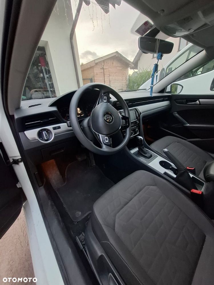 Volkswagen Passat 1.8 TSI BMT Comfortline DSG - 18