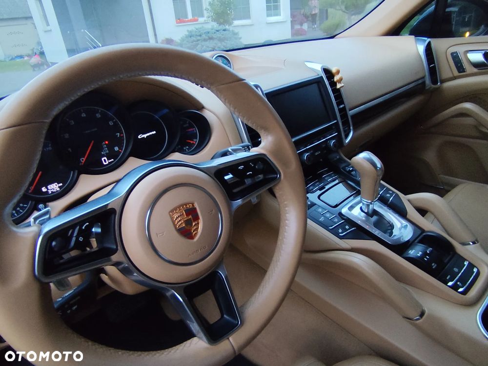 Porsche Cayenne Tiptronic S - 15