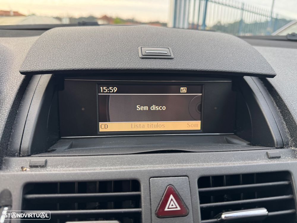 Mercedes-Benz C 220 CDi Avantgarde BlueEfficiency - 36