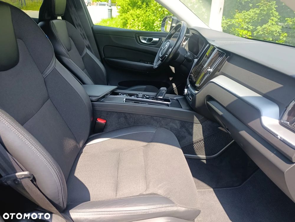 Volvo XC 60 B4 B Geartronic Inscription - 19