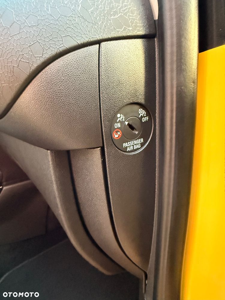 Opel Adam 1.4 Black Jack - 27