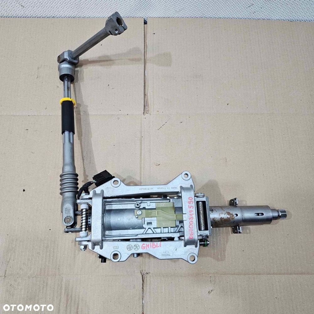 maserati ghibli iii kolumna przekładnia kierownicza krzyżak - 1