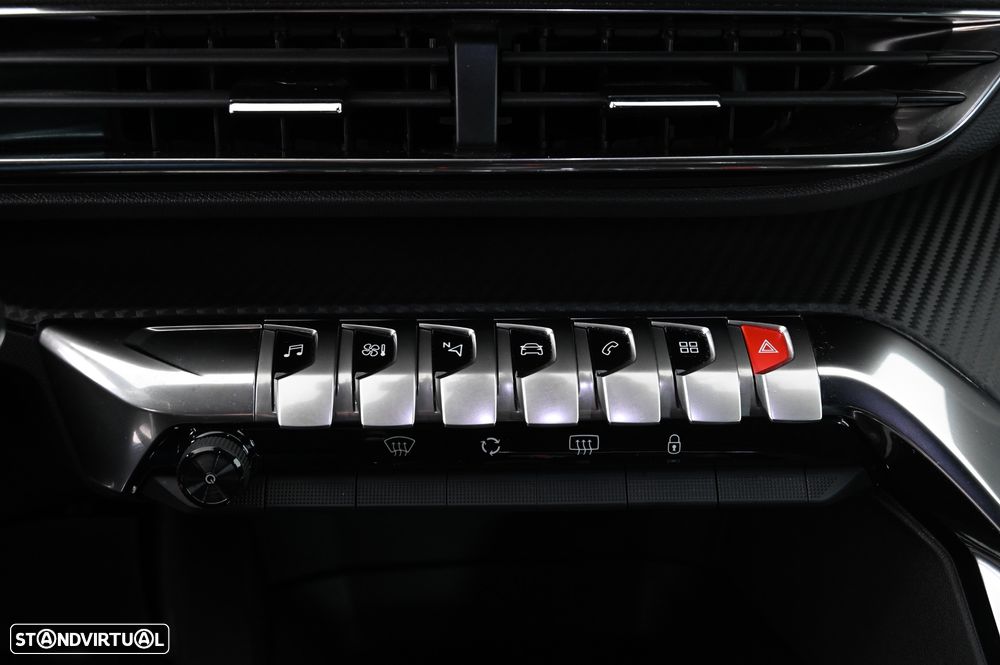 Peugeot 5008 1.2 PureTech Allure Pack EAT8 - 24