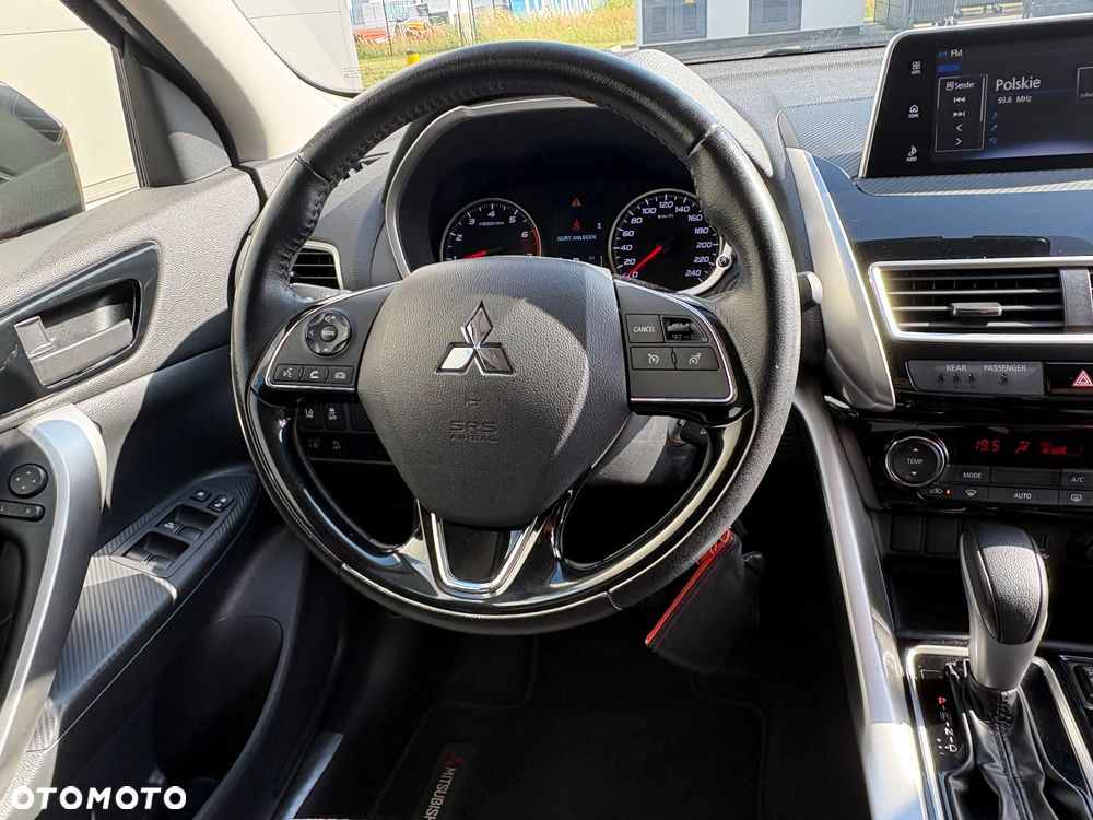 Mitsubishi Eclipse Cross - 22