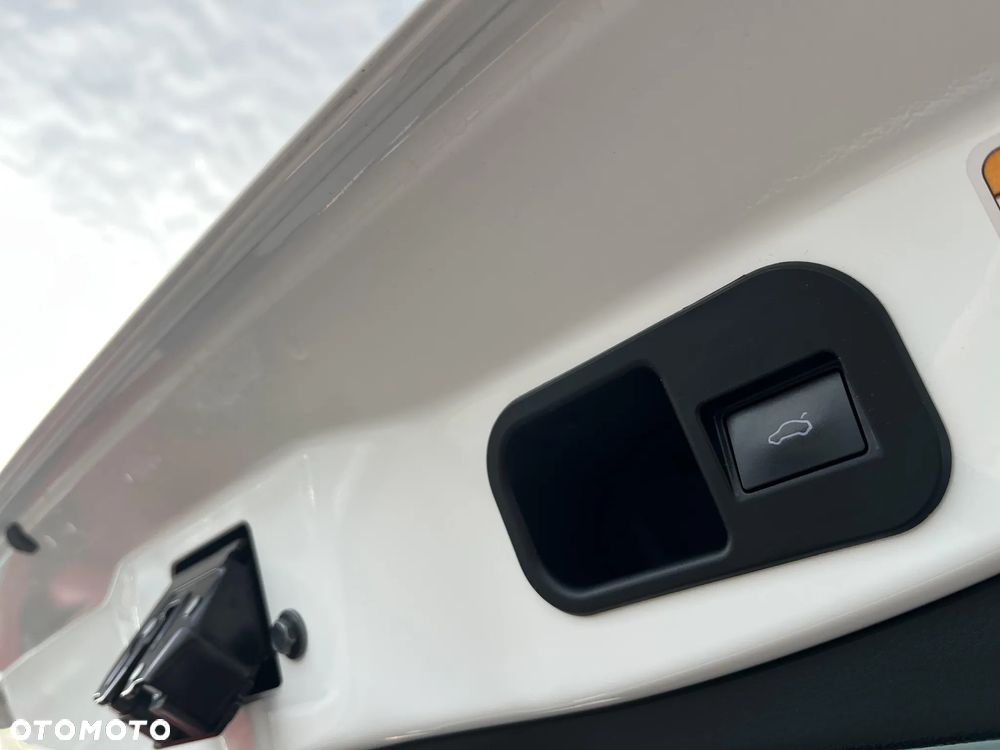 Toyota C-HR 1.8 Hybrid Comfort - 24