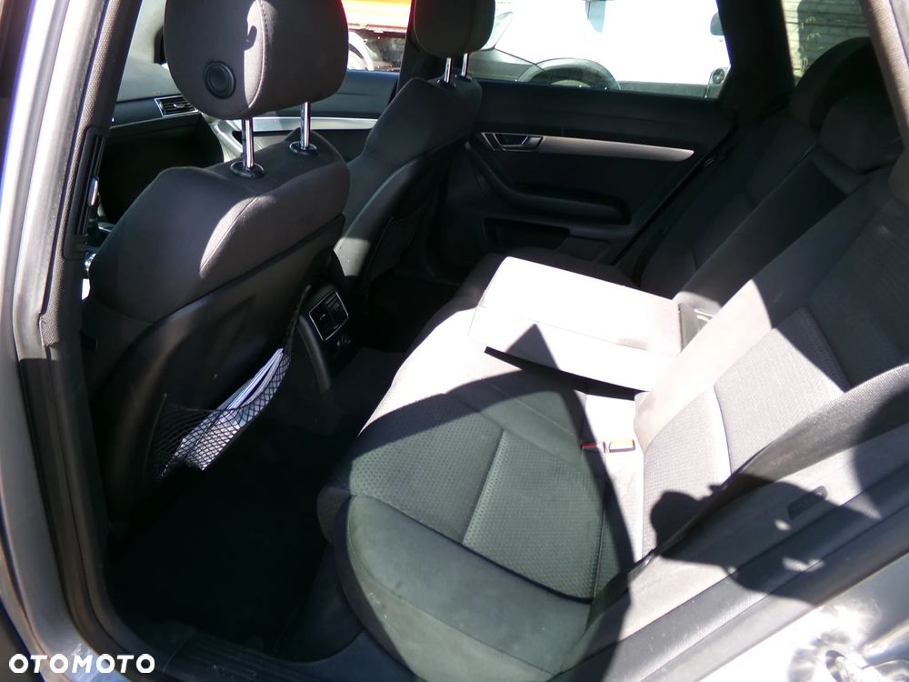 Audi A6 Avant - 10