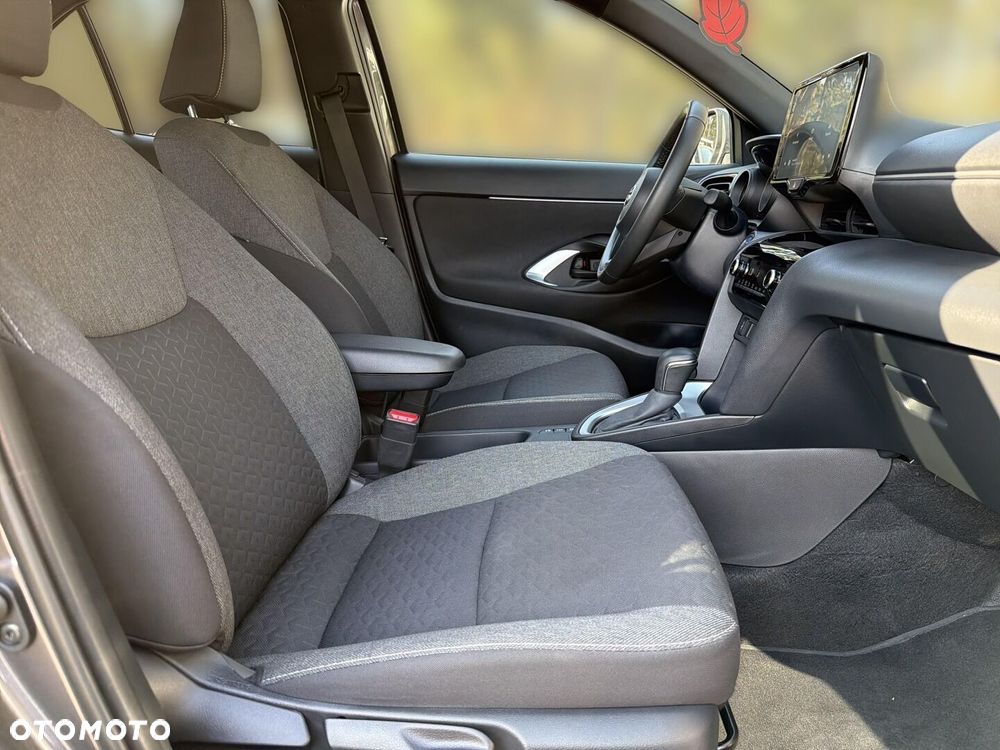 Toyota Yaris Cross Hybrid 1.5 Comfort - 12