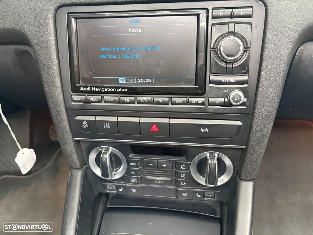 Audi A3 Cabrio 1.6 TDI (clean diesel) Attraction - 15