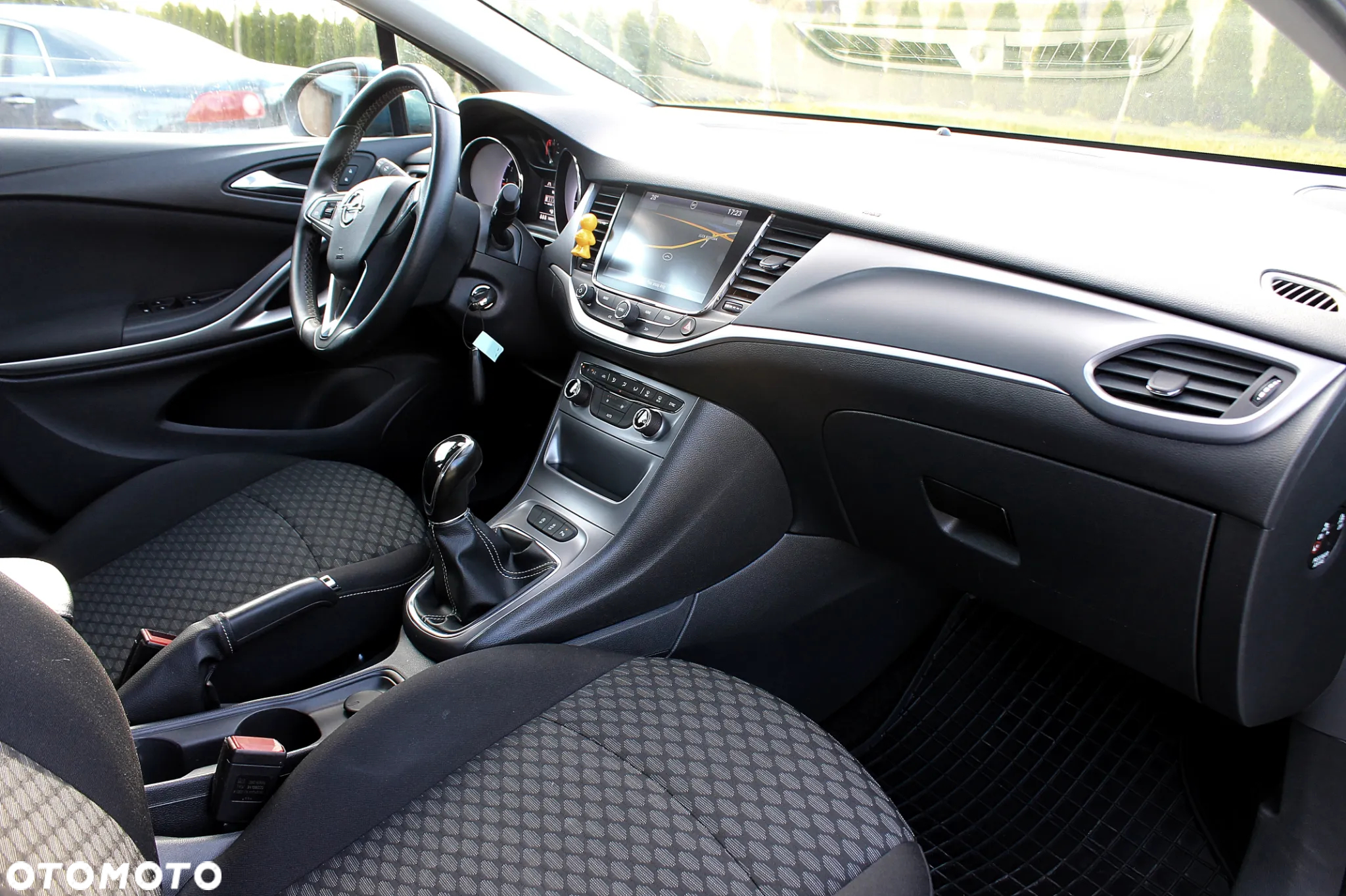 Opel Astra 1.4 Turbo Innovation - 9