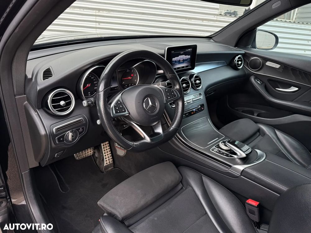 Mercedes-Benz GLC 220 d 4MATIC 9G-TRONIC AMG Line - 22