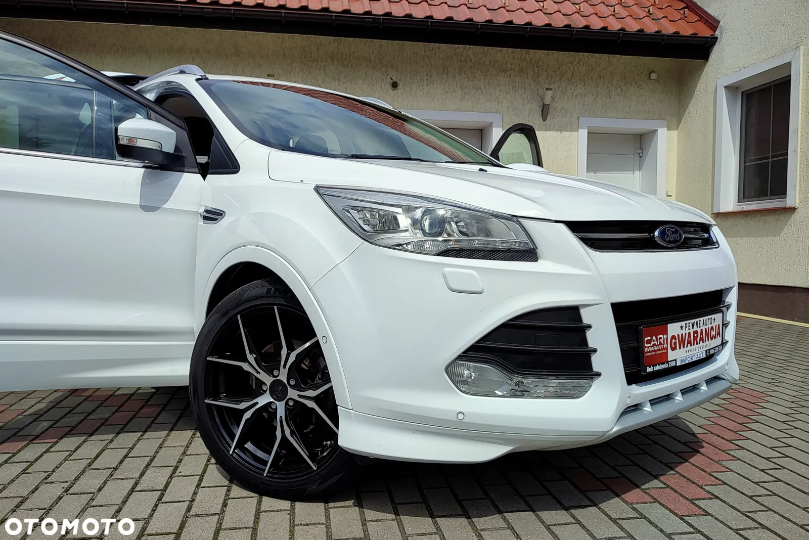 Ford Kuga 1.5 EcoBoost 2x4 ST-Line - 38