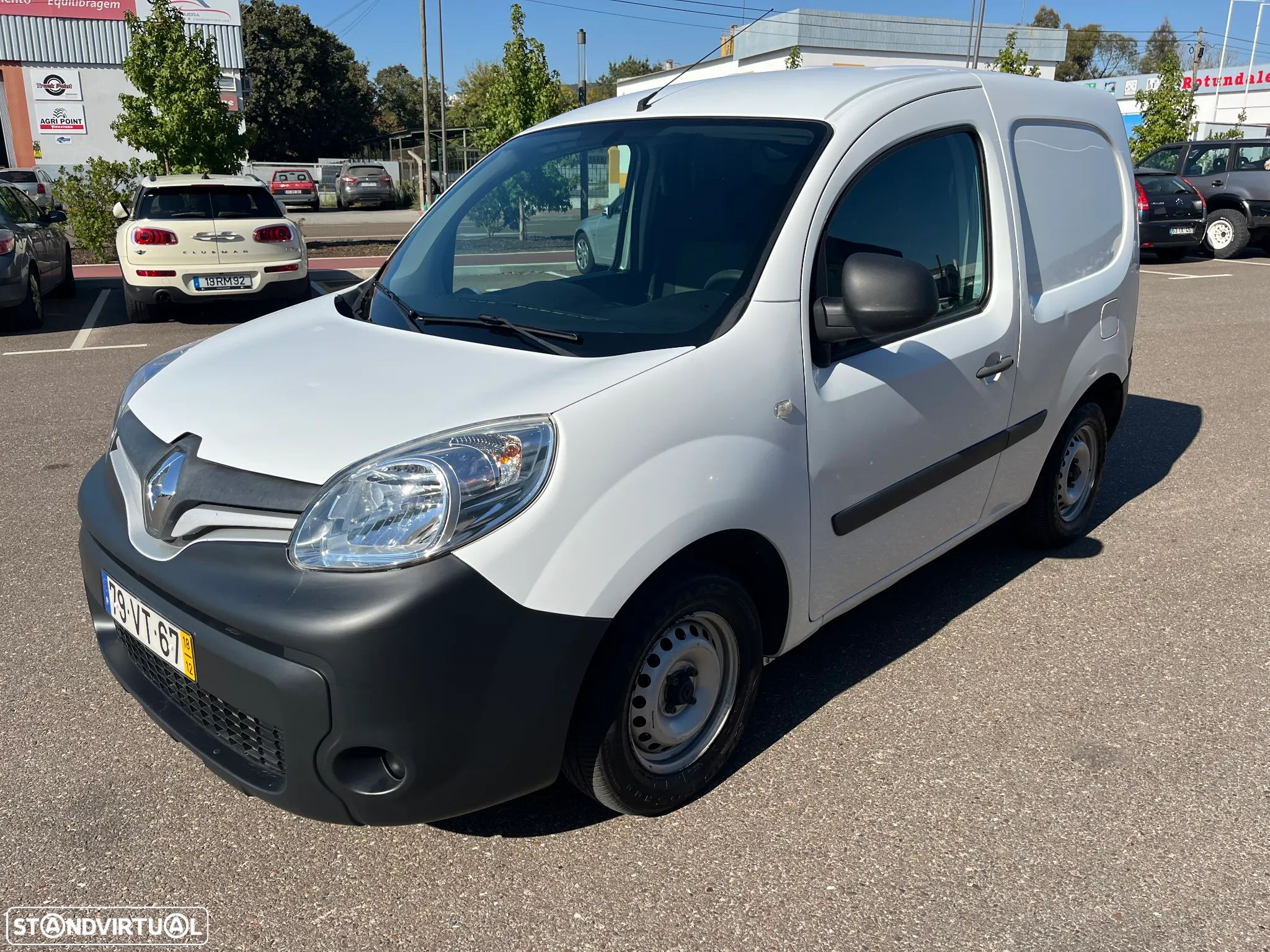 Renault Kangoo 3 Lugares - 1