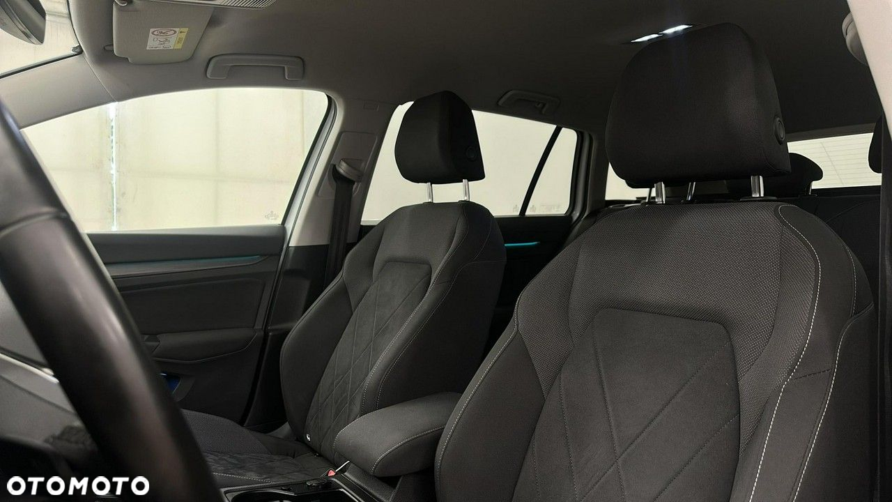 Volkswagen Golf - 17