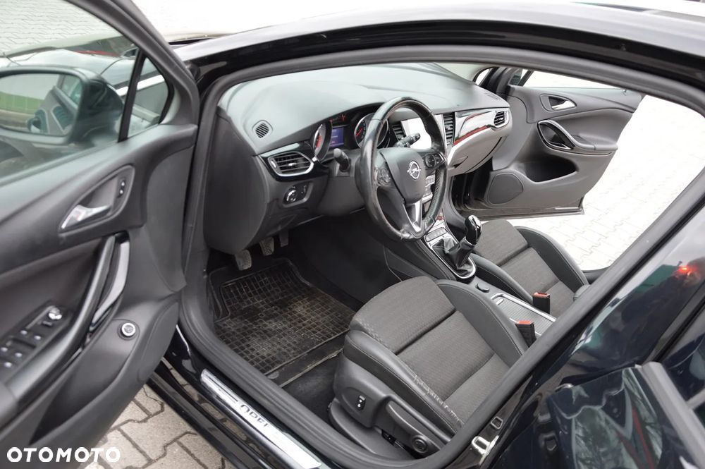 Opel Astra 1.4 Turbo Innovation - 16