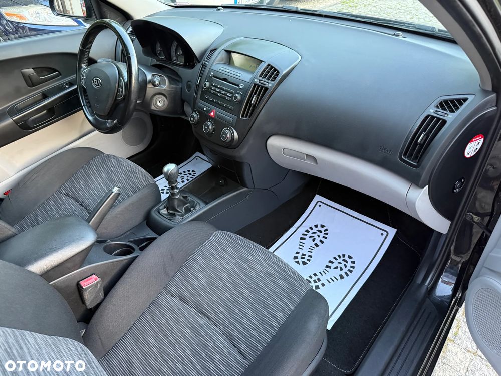 Kia Ceed 1.6 CVVT LX - 18