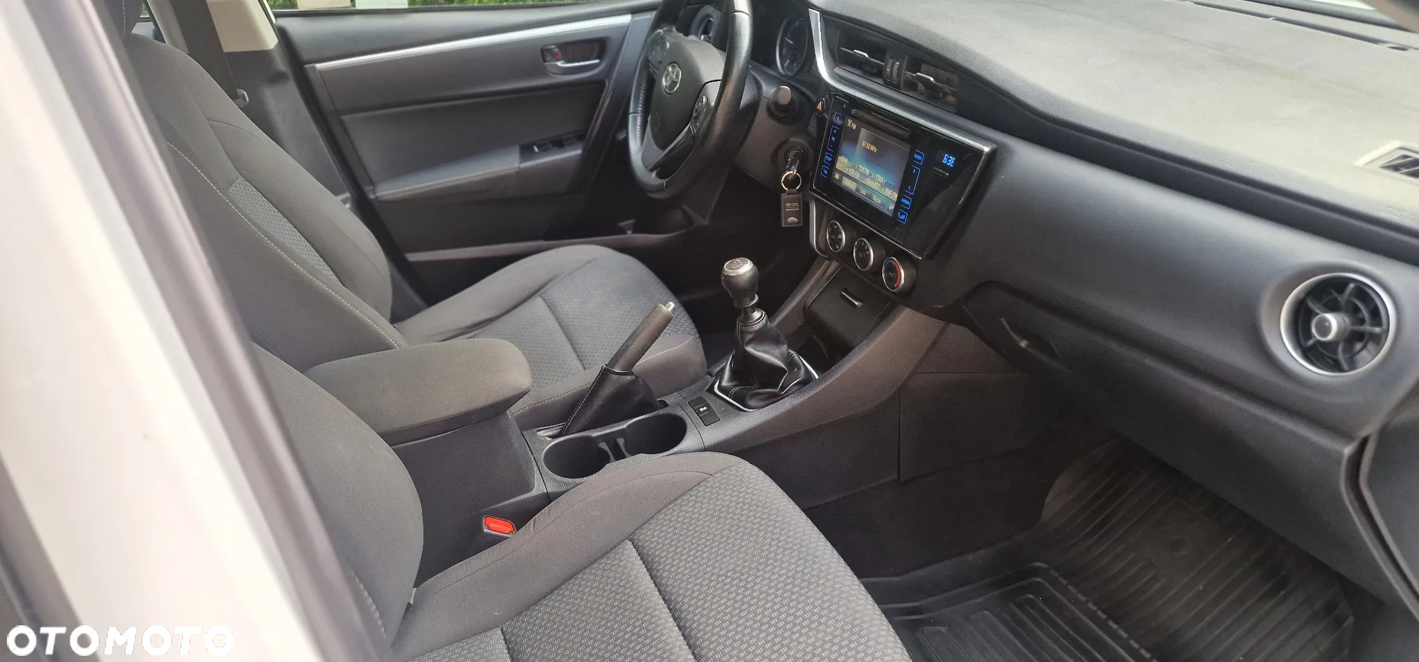Toyota Corolla 1.4 D-4D Comfort - 12