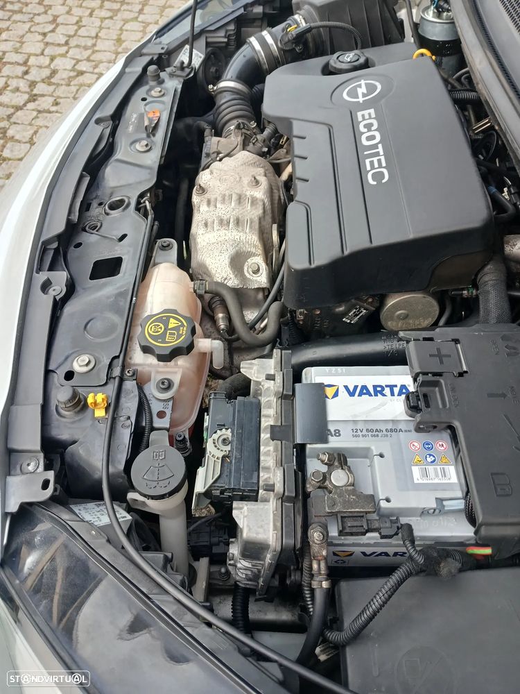 Opel Corsa 1.3 CDTI Van comercial - 13