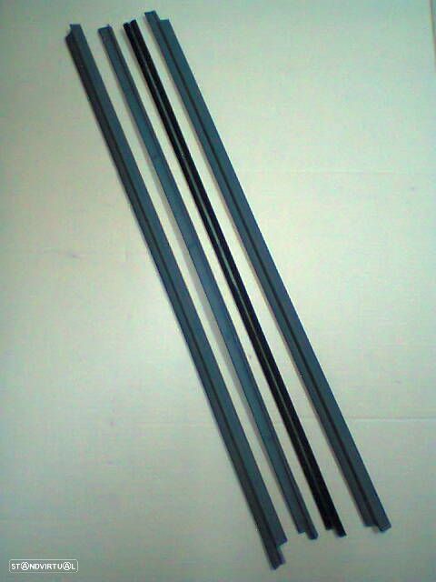Raspadores /Calhas vidros porta nissan pickup d21 (novos) - 1