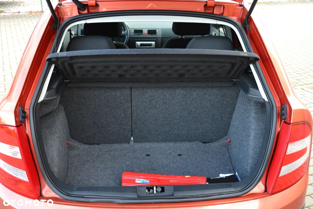 Skoda Fabia 1.2 HTP Comfort - 27