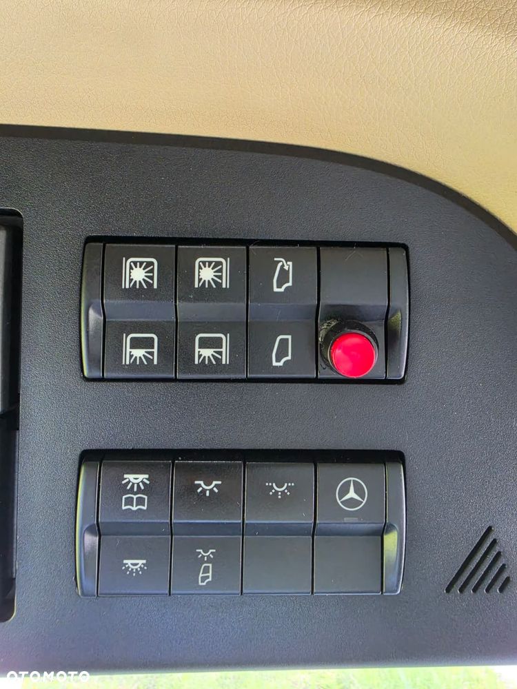 Mercedes-Benz Actros - 6