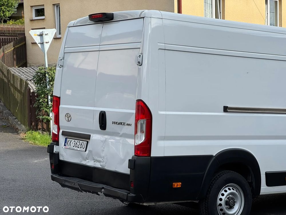 Toyota Proace MAX - 23