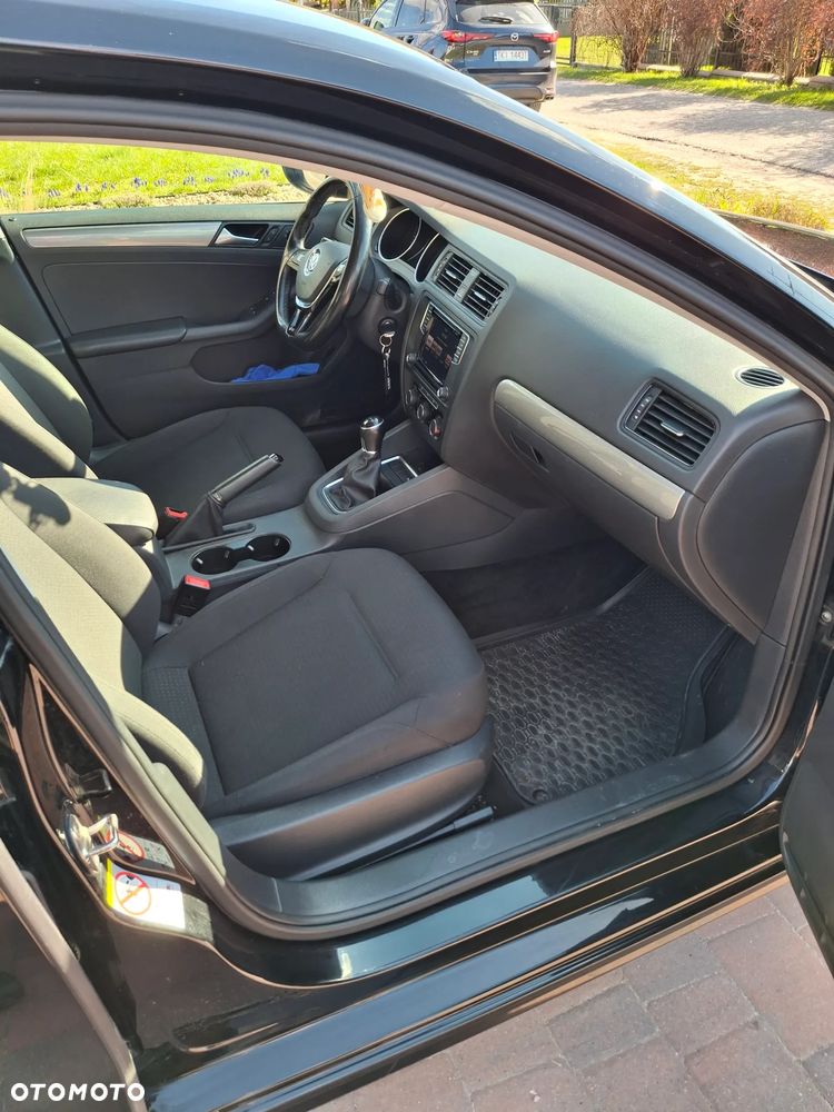 Volkswagen Jetta 2.0 TDI DPF BMT Comfortline - 16