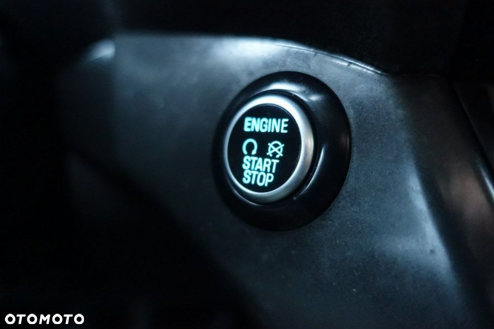 Ford Grand C-MAX - 25