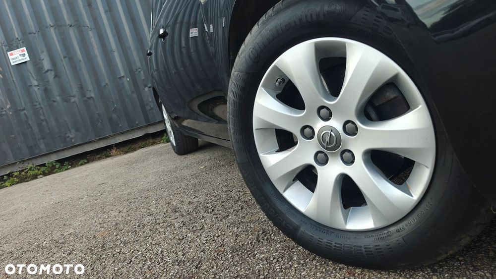 Opel Zafira Tourer 1.4 Turbo Business Edition - 15