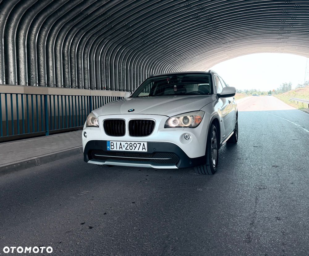 BMW X1 xDrive18d - 1