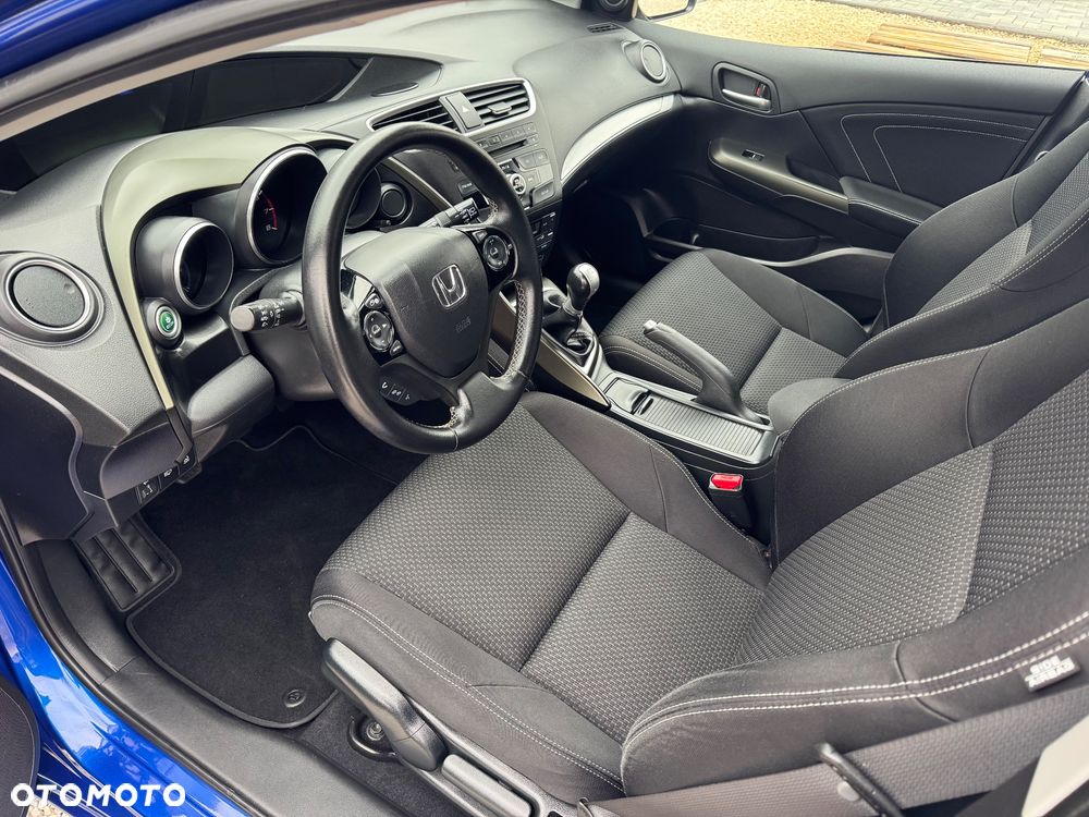 Honda Civic 1.4 i-VTEC Sport Black Edition - 33