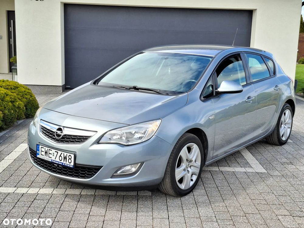 Opel Astra 1.4 T Cosmo - 2