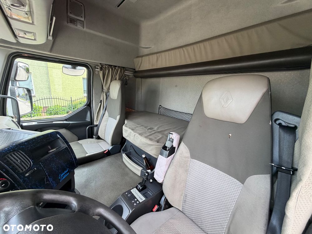 Renault Premium - 9