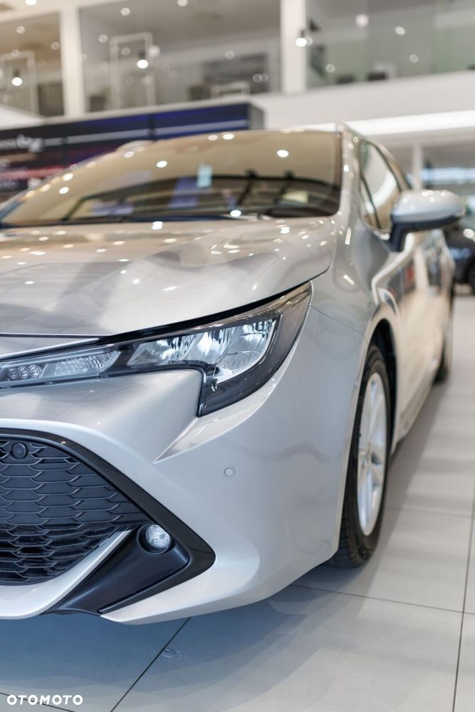 Toyota Corolla 1.8 Hybrid Comfort - 11