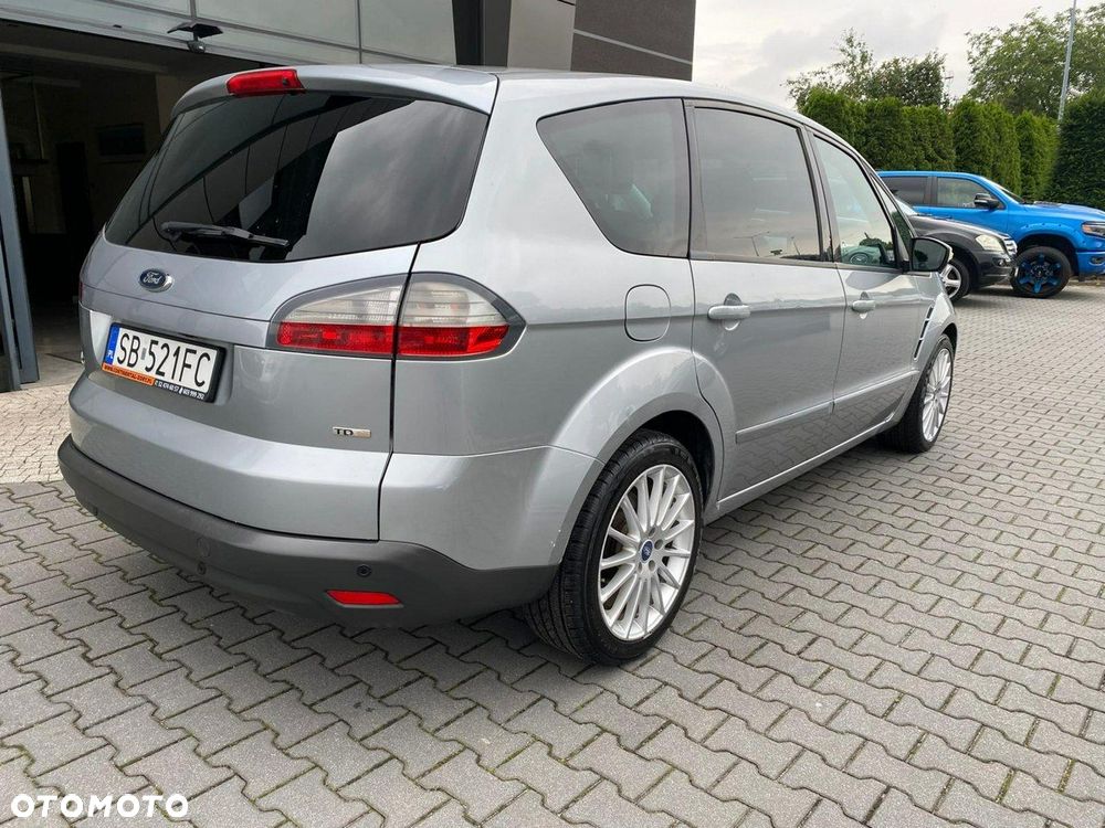 Ford S-Max - 4