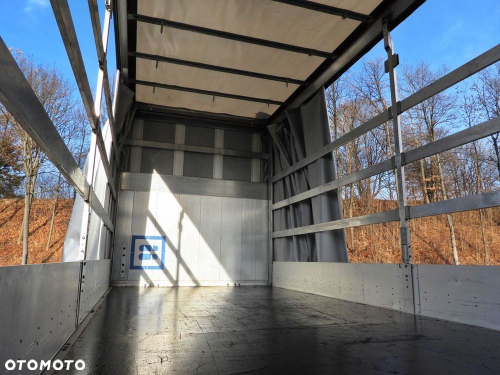 Iveco DAILY 70C18 PLANDEKA WINDA 16 PALET WEBASTO TEMPOMAT NAWIGACJA LEDY PNEUMATYKA AUTOMAT HI-MATIC BLIŹNIACZE KOŁA KLIMATYZACJA  180KM - 27