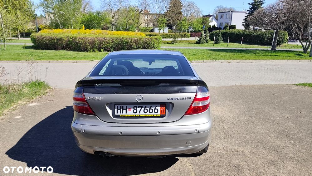 Mercedes-Benz Klasa C 200 Kompressor Automatik Sport Edition - 10