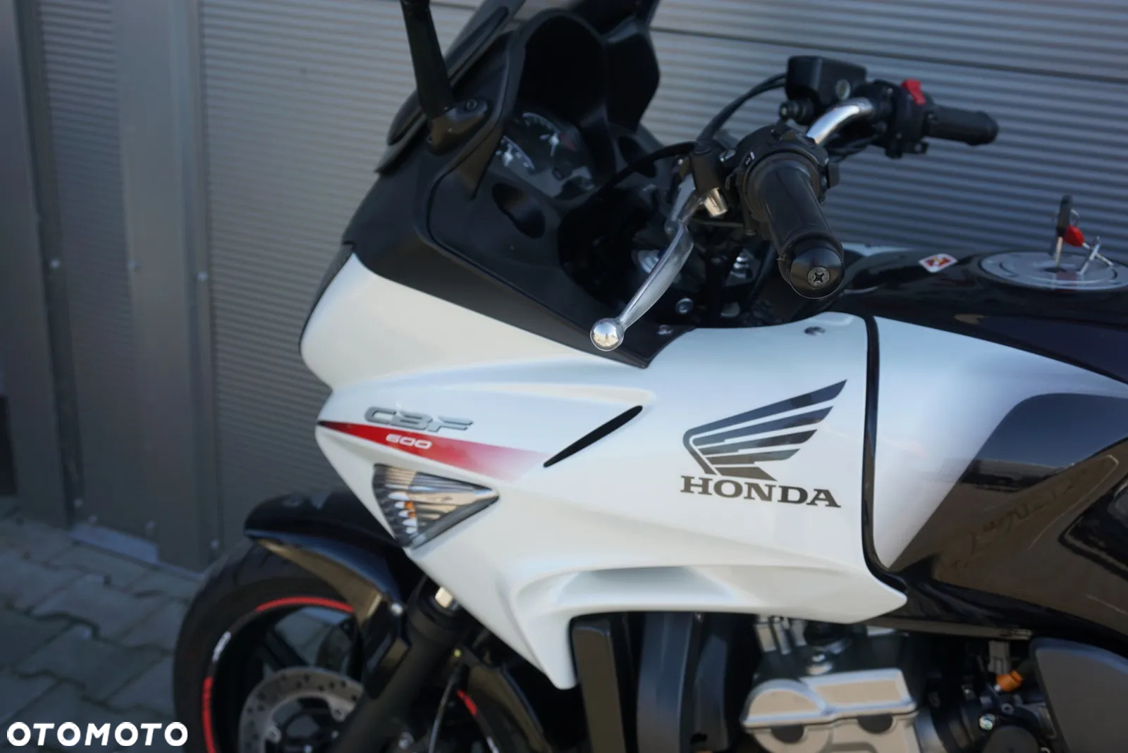 Honda CBF - 22