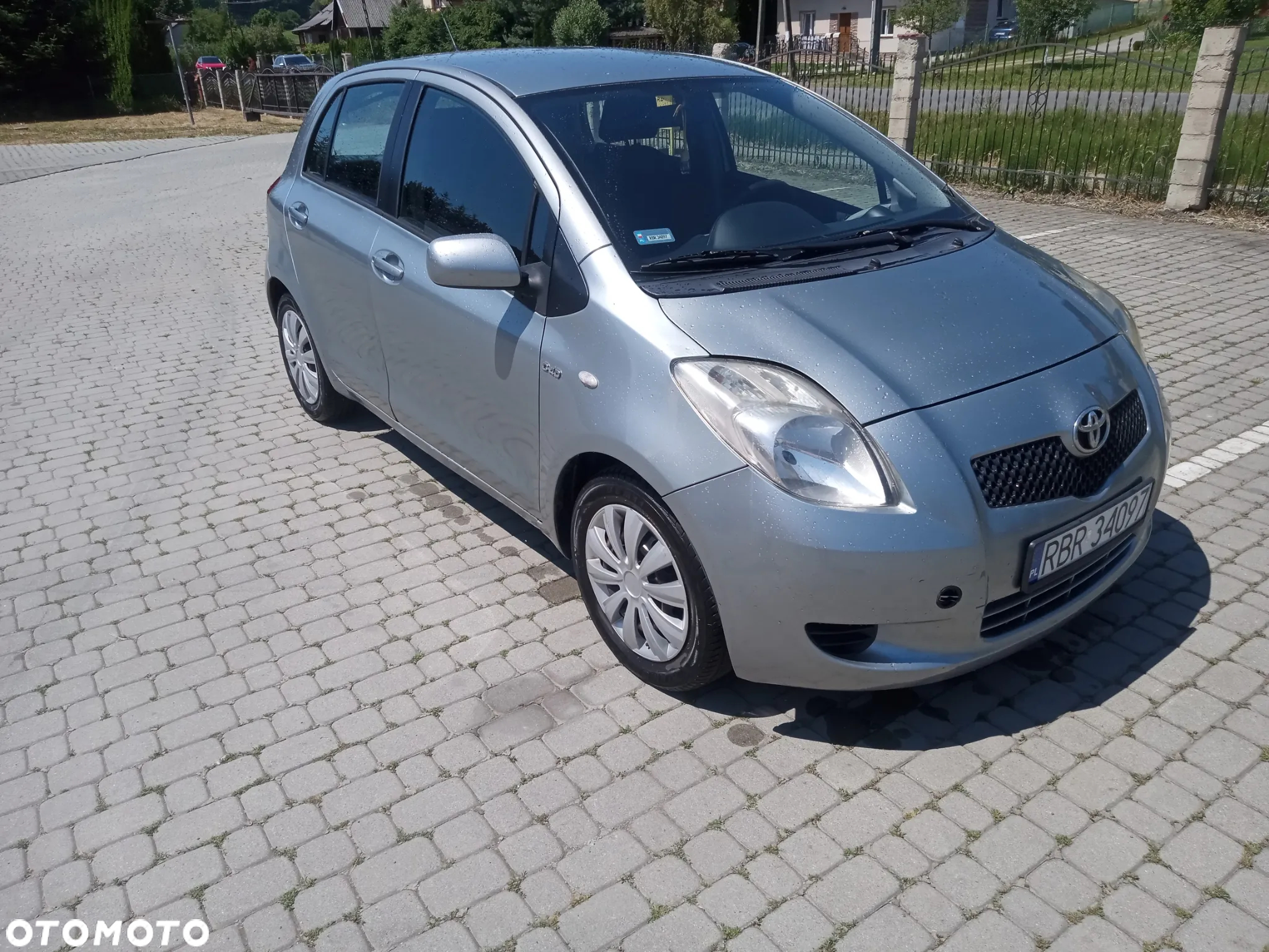 Toyota Yaris - 3