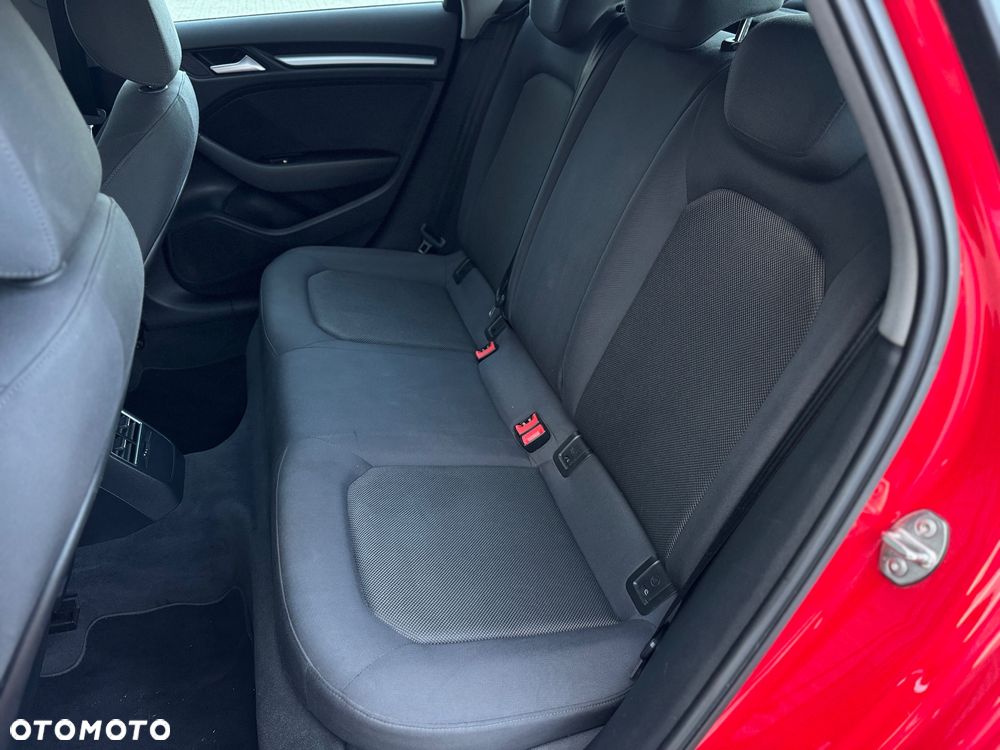 Audi A3 ver-1-5-tfsi-s-tronic - 32