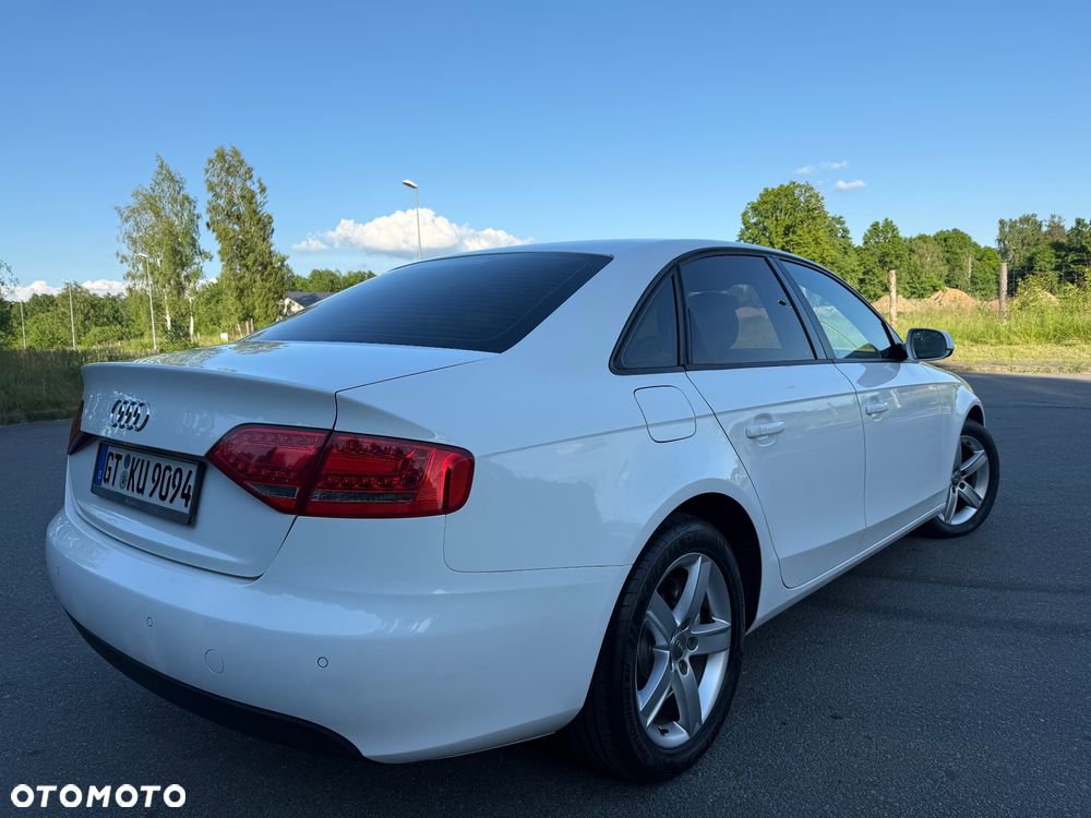 Audi A4 Limousine - 7
