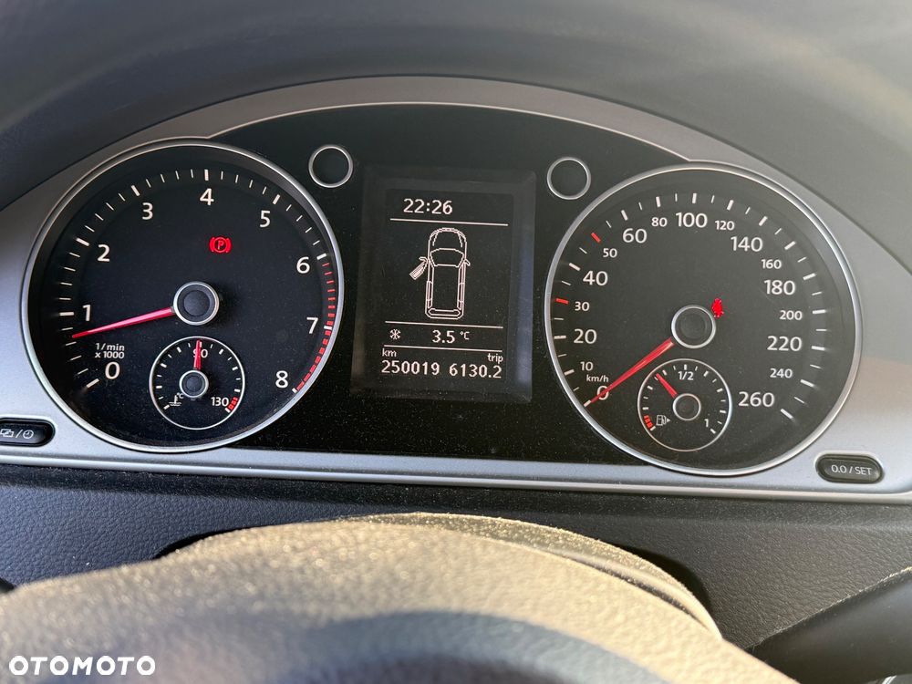 Volkswagen Passat ver-1-4-tsi-comfortline - 9