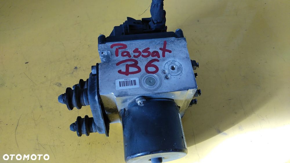 VOLKSWAGEN PASSAT B6 POMPA ABS 3C0614109D - 3