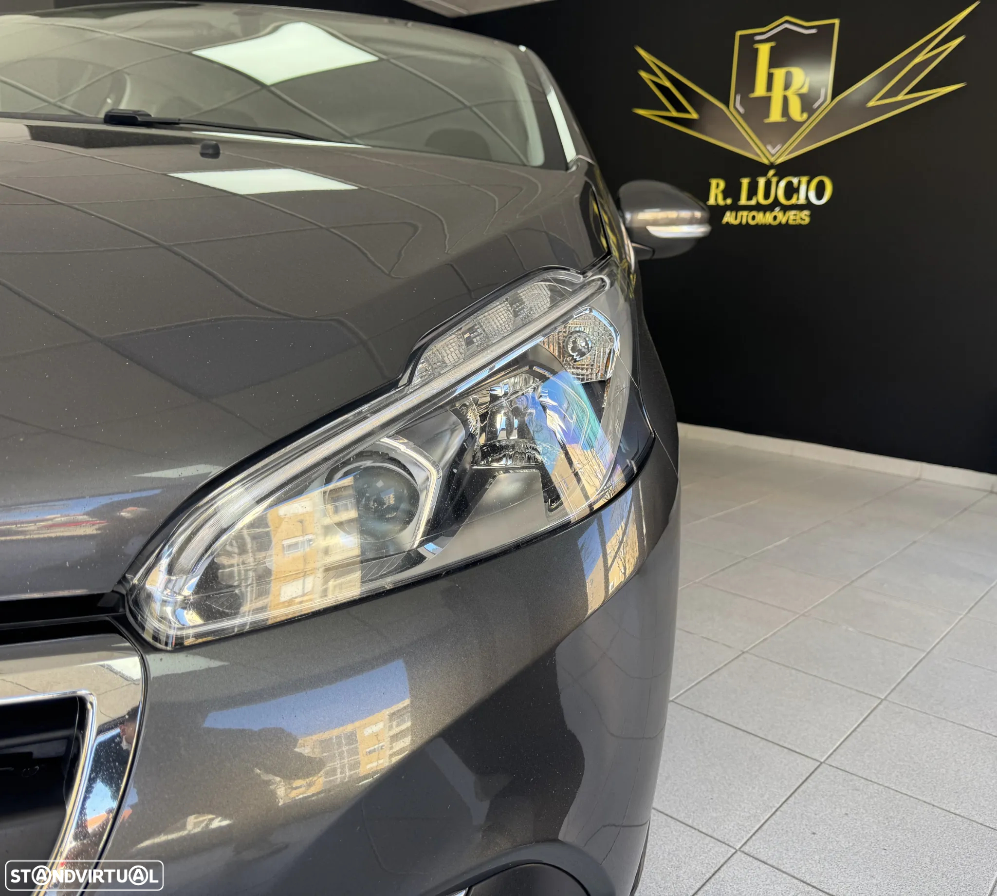Peugeot 208 1.5 BlueHDi Allure - 5