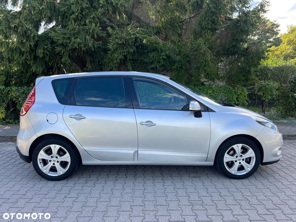 Renault Scenic - 23