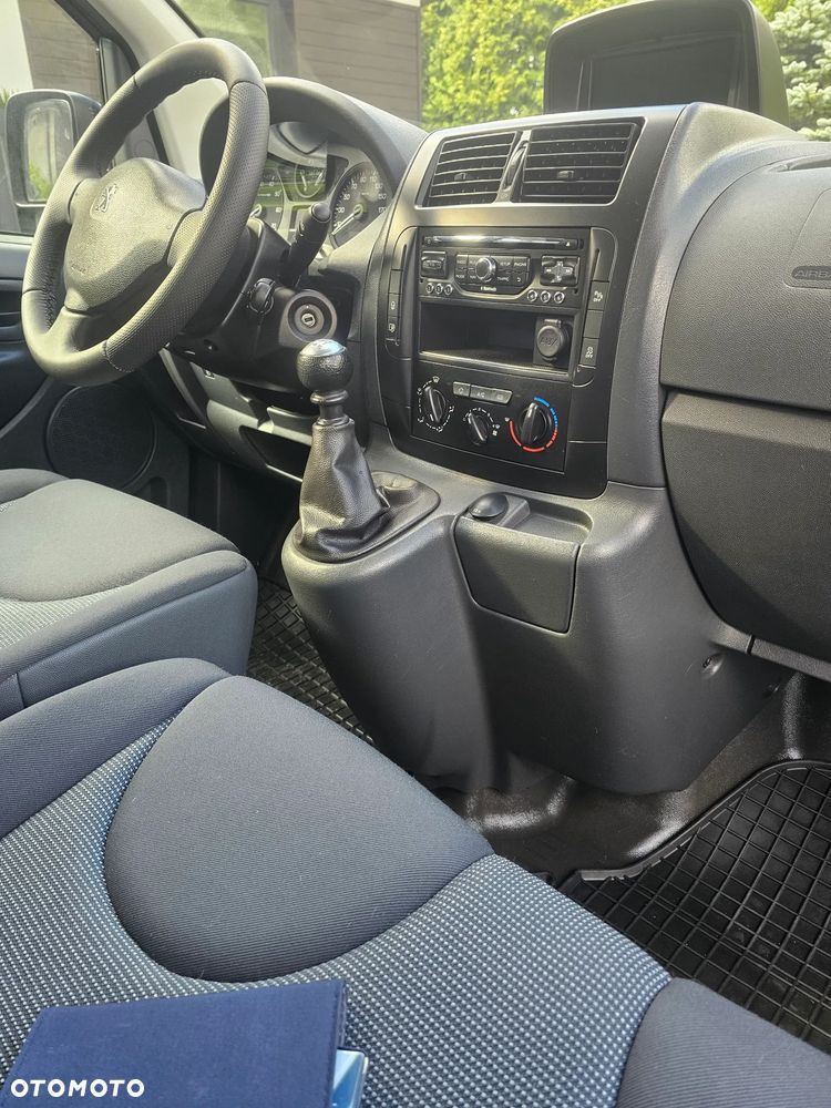 Peugeot EXPERT - 12