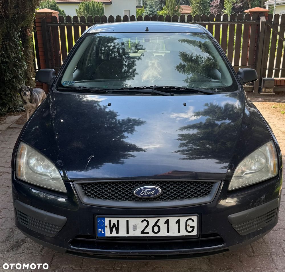 Ford Focus 1.6 Ambiente - 1