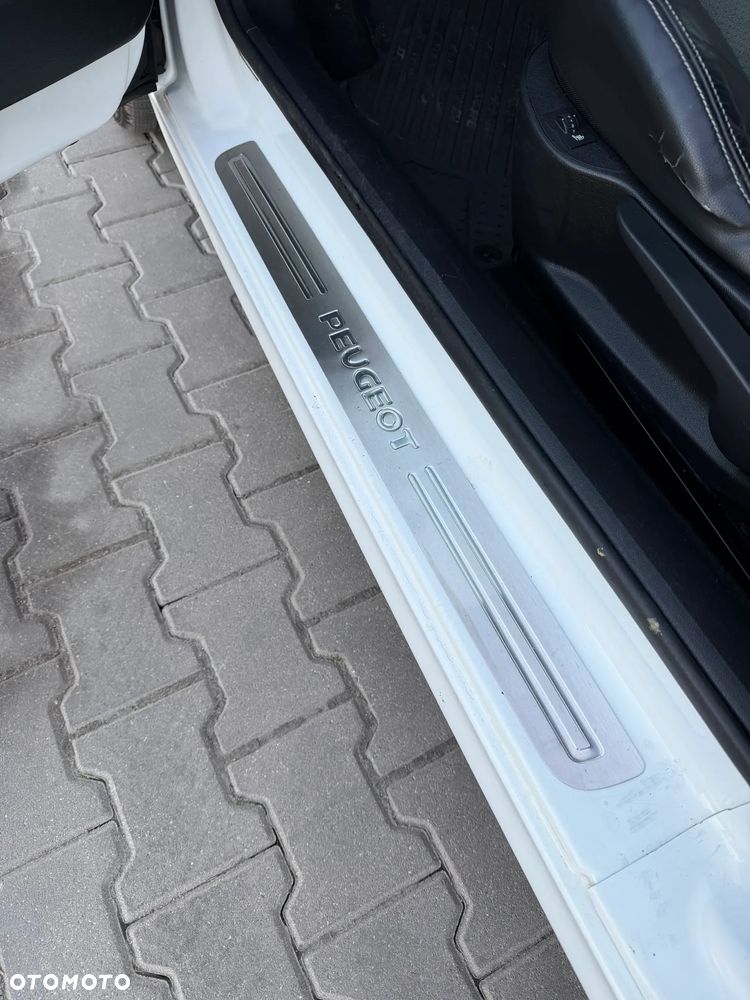 Peugeot 207 CC 120 VTi Premium - 30