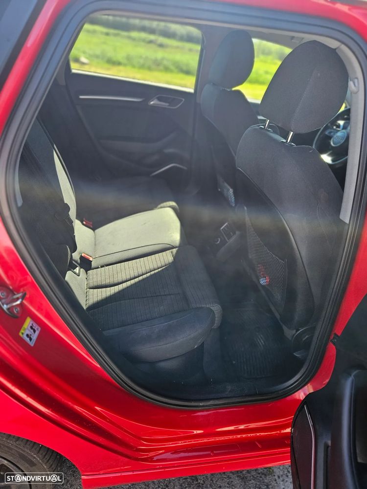 Audi A3 Sportback 2.0 TDI (clean diesel) S tronic S line Sport Pack - 7